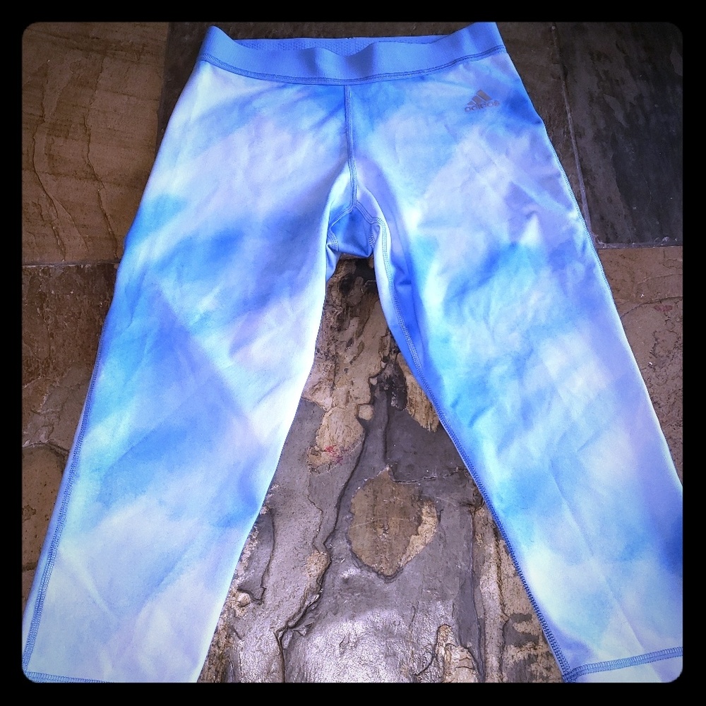 Adidas techfit capri leggings size small
